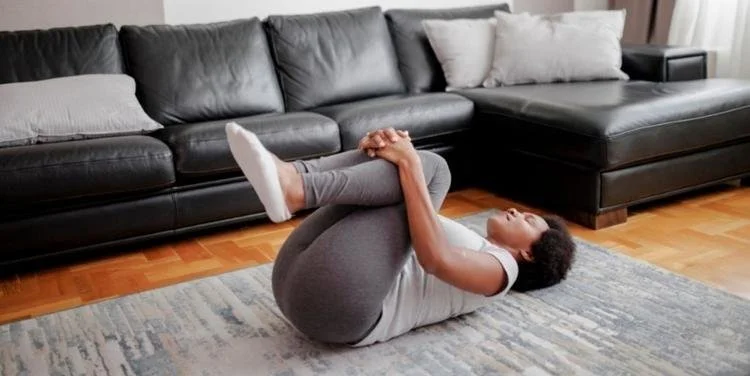 Comment le yoga peut soulager la constipation ? — Yoganimé